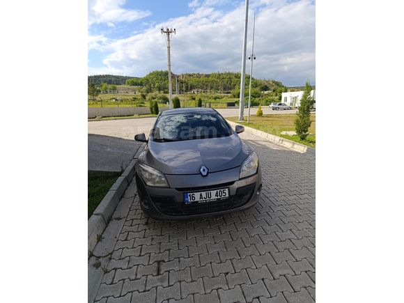 Sahibinden Renault Megane 1.6 Dynamique 2010 Model