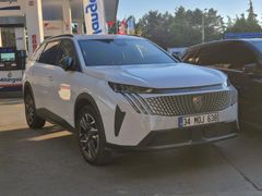 Sahibinden Peugeot 5008 1.2 Hybrid Allure 2024 Model  18.000 km Beyaz