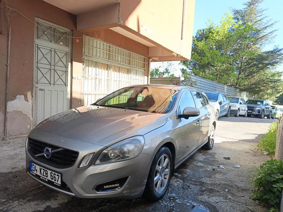 Sahibinden Volvo V60 1.6 T4 Advance 2012 Model
