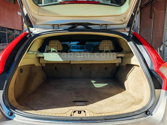 Sahibinden Volvo V60 1.6 T4 Advance 2012 Model