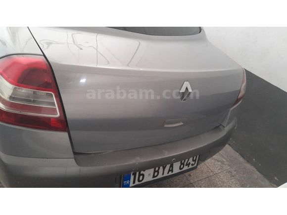 Megane 2 1.6 Dynamique 2004 Model