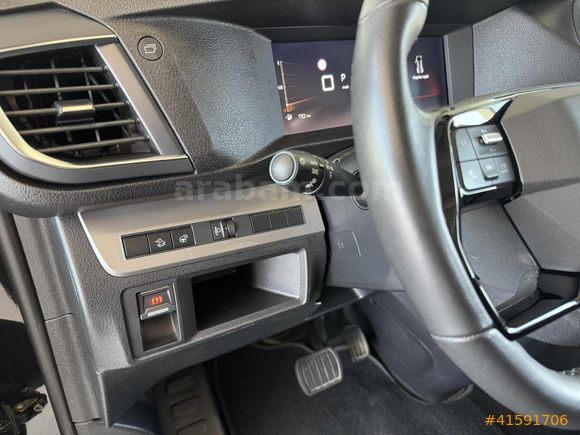 2025 JUMPY 2.0 BLUEHDİ SPACETOURER CAM TAVAN BOYASIZ 34.000 KM