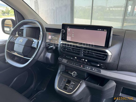 2025 JUMPY 2.0 BLUEHDİ SPACETOURER CAM TAVAN BOYASIZ 34.000 KM