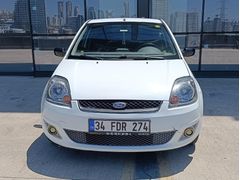 Sahibinden Ford Fiesta 1.4 TDCi Comfort 2009 Model  282000 km Beyaz