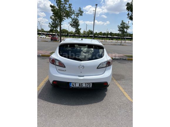 Sahibinden Mazda 3 1.6 Touring 2011 Model 
