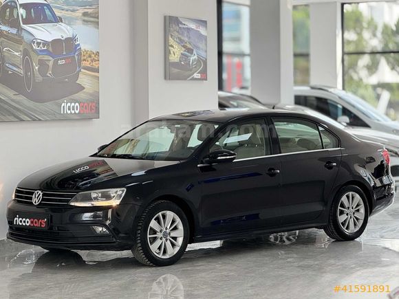 DÜŞÜK KM JETTA 1.6TDİ COMFORTLİNE OTOMATİK HIZ SABİTLEME