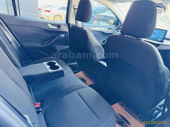 2025 SIFIR GİBİ FOCUS TİTANİUM X 1.5 OTOMATİK BOYASIZ 14'Binkmde