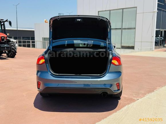 2025 SIFIR GİBİ FOCUS TİTANİUM X 1.5 OTOMATİK BOYASIZ 14'Binkmde