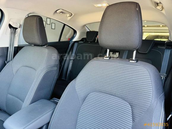 2025 SIFIR GİBİ FOCUS TİTANİUM X 1.5 OTOMATİK BOYASIZ 14'Binkmde