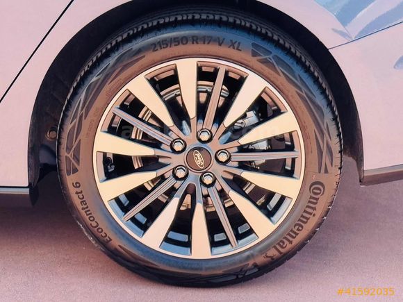 2025 SIFIR GİBİ FOCUS TİTANİUM X 1.5 OTOMATİK BOYASIZ 14'Binkmde