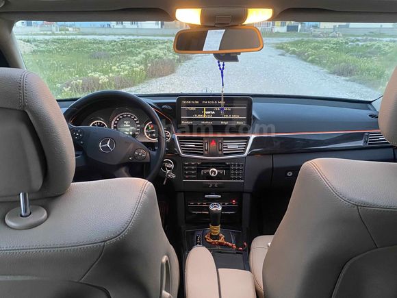 Sahibinden Mercedes - Benz E 220 CDI BlueEFFICIENCY 2011 Model 
