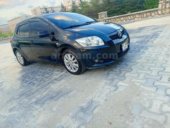 Sahibinden Toyota Auris 1.4 D-4D Elegant 2008 Model
