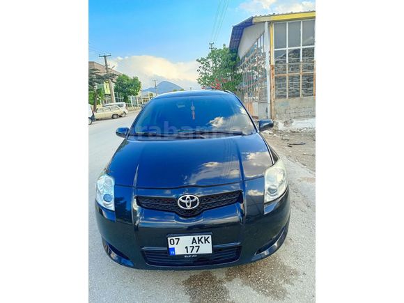 Sahibinden Toyota Auris 1.4 D-4D Elegant 2008 Model