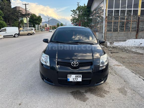 Sahibinden Toyota Auris 1.4 D-4D Elegant 2008 Model