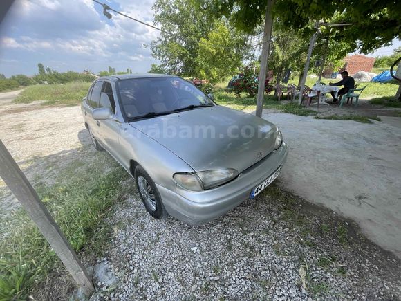 Sahibinden Hyundai Accent 1.3 LS 1997 Model 