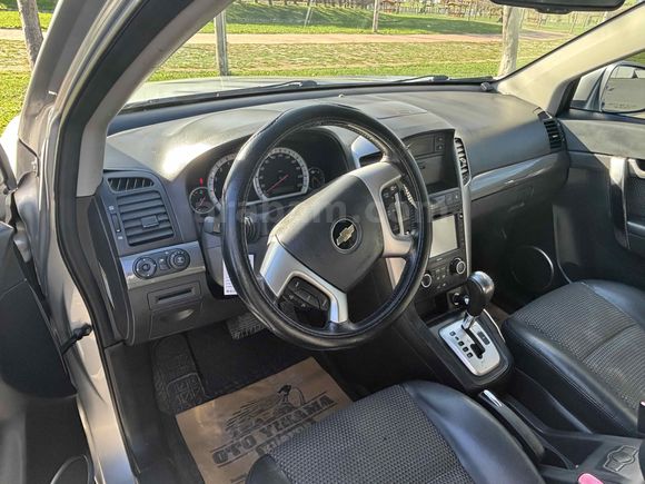 Sahibinden Chevrolet Captiva 2.0 D high 2009 Model  300.000 km Gri