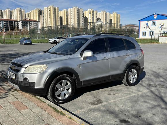 Sahibinden Chevrolet Captiva 2.0 D high 2009 Model  300.000 km Gri