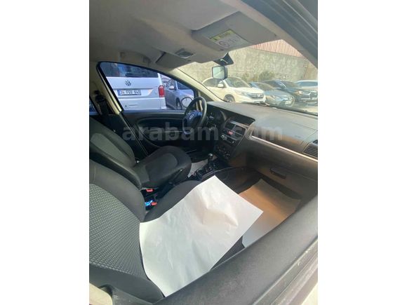 Galeriden Fiat Linea 1.3 Multijet Emotion Plus 2014 Model Van