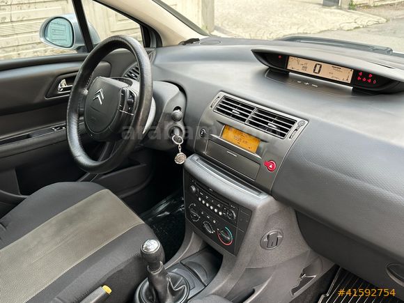 CITREON C4 2010 MODEL 1,4 SX 223000 KİLOMETREDE TERTEMİZ