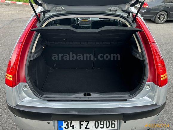 CITREON C4 2010 MODEL 1,4 SX 223000 KİLOMETREDE TERTEMİZ