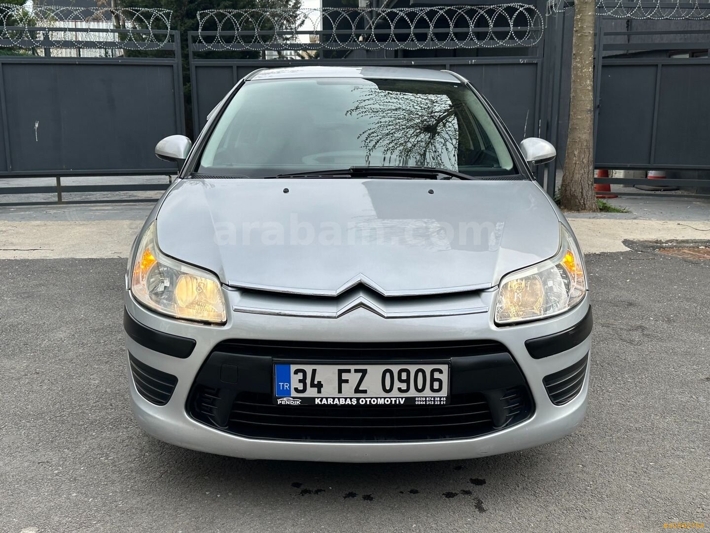 Galeriden Citroen C4 1.4 SX 2010 Model İstanbul 223.000 km Gri 1