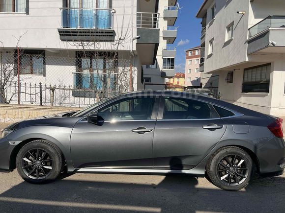 Sahibinden Honda Civic 1.6i VTEC Eco Elegance 2020 Model 