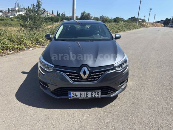 Sahibinden Renault Megane 1.3 TCe Touch 2023 Model 