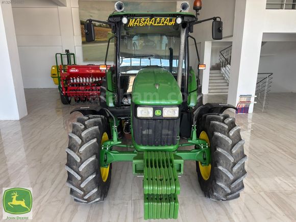 2016 MODEL JOHN DEERE 5105M 4WD KABİNLİ TRAKTÖR SATILIKTIR.