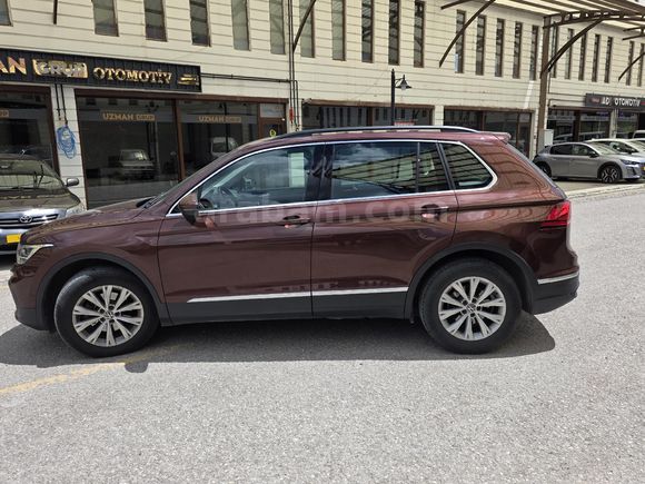 Galeriden Volkswagen Tiguan 1.5 TSI Life 2022 Model Erzurum