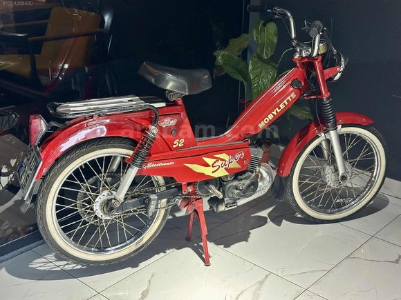 MERAKLISINA MOBYLETTE SÜPER 52 PLAKALI VİZELİ SONSERI·