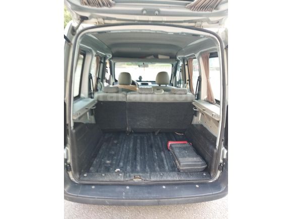 Sahibinden Renault Kangoo Multix 1.5 dCi Expression 2005 Model  250.000 km Gri