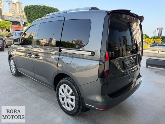 BORA MOTORS 2023 CONNECT 2.0EcoBlue TİTANİUM CAMTAVAN 32.750Km
