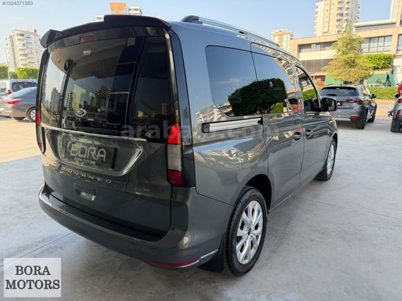 BORA MOTORS 2023 CONNECT 2.0EcoBlue TİTANİUM CAMTAVAN 32.750Km