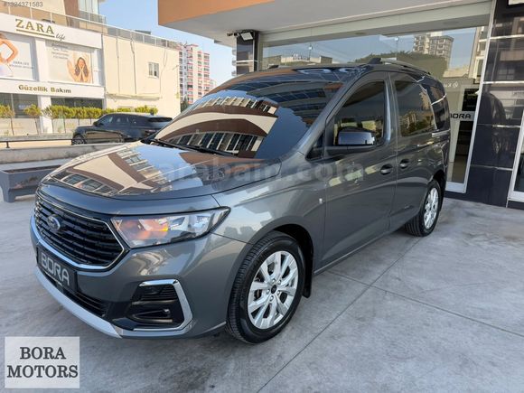 BORA MOTORS 2023 CONNECT 2.0EcoBlue TİTANİUM CAMTAVAN 32.750Km