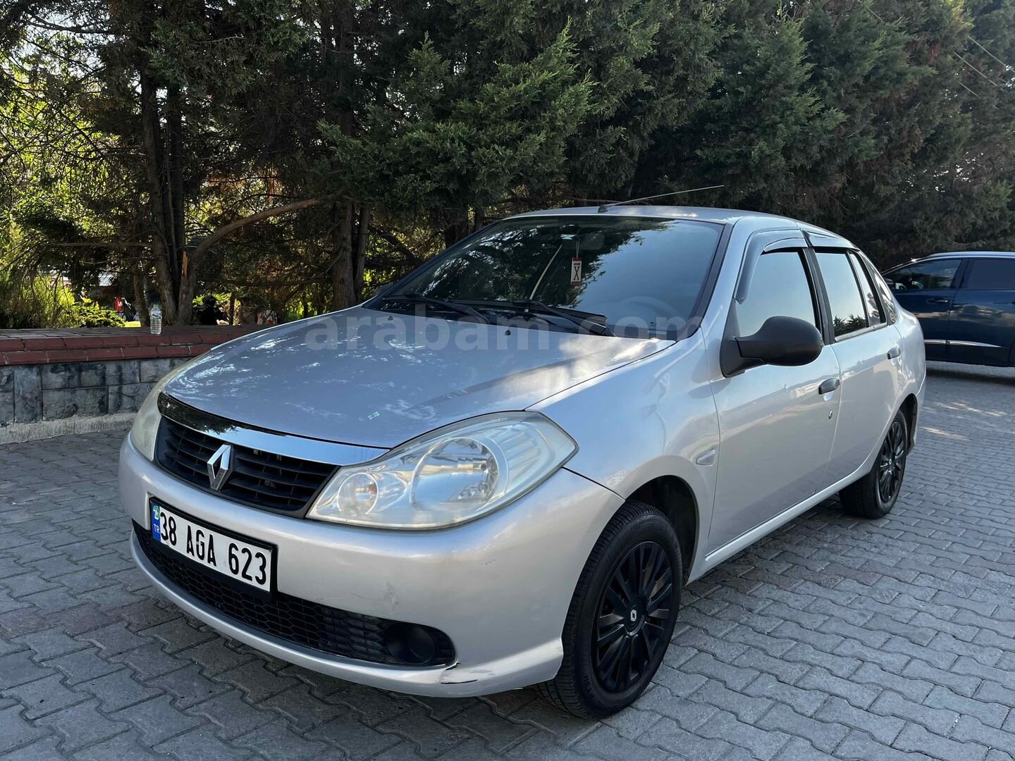 Galeriden Renault Symbol 1.5 dCi Authentique 2011 Model Kocaeli 191.000 km Gri (Gümüş) 2