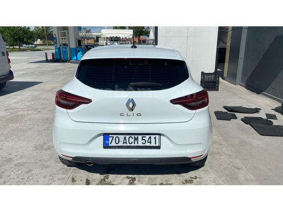 HATASIZ 1.3 TCE BEYAZ CLİO 2020