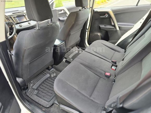 2013 MODEL 143 BİN KM'DE HATASIZ BOYASIZ TOYOTA RAV4 2.0 D-4D