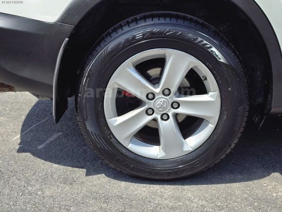 2013 MODEL 143 BİN KM'DE HATASIZ BOYASIZ TOYOTA RAV4 2.0 D-4D