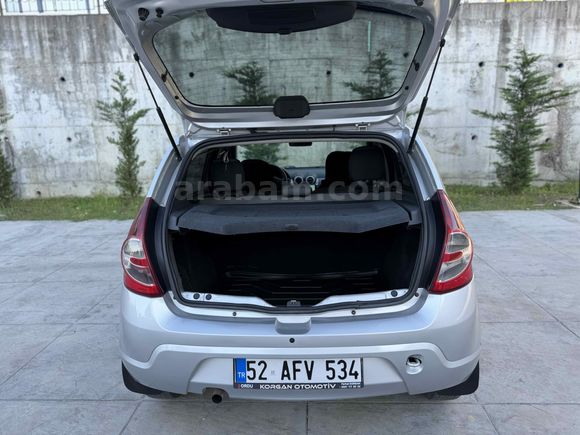 Dacia Sandero 1.2 Ambiance 2012 Model Ordu