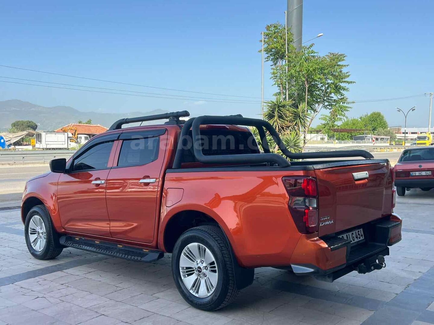 Sahibinden Isuzu D-Max 1.9 D 4x2 V-Life 2021 Model 3