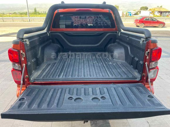 Sahibinden Isuzu D-Max 1.9 D 4x2 V-Life 2021 Model 