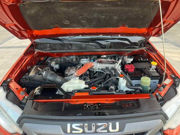 Sahibinden Isuzu D-Max 1.9 D 4x2 V-Life 2021 Model 