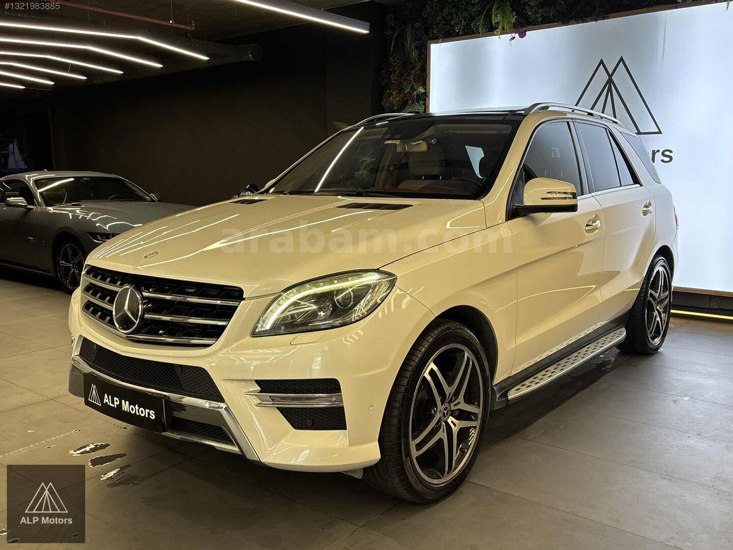 Galeriden Mercedes - Benz ML 350 AMG 2013 Model İstanbul 274.216 km Beyaz 2