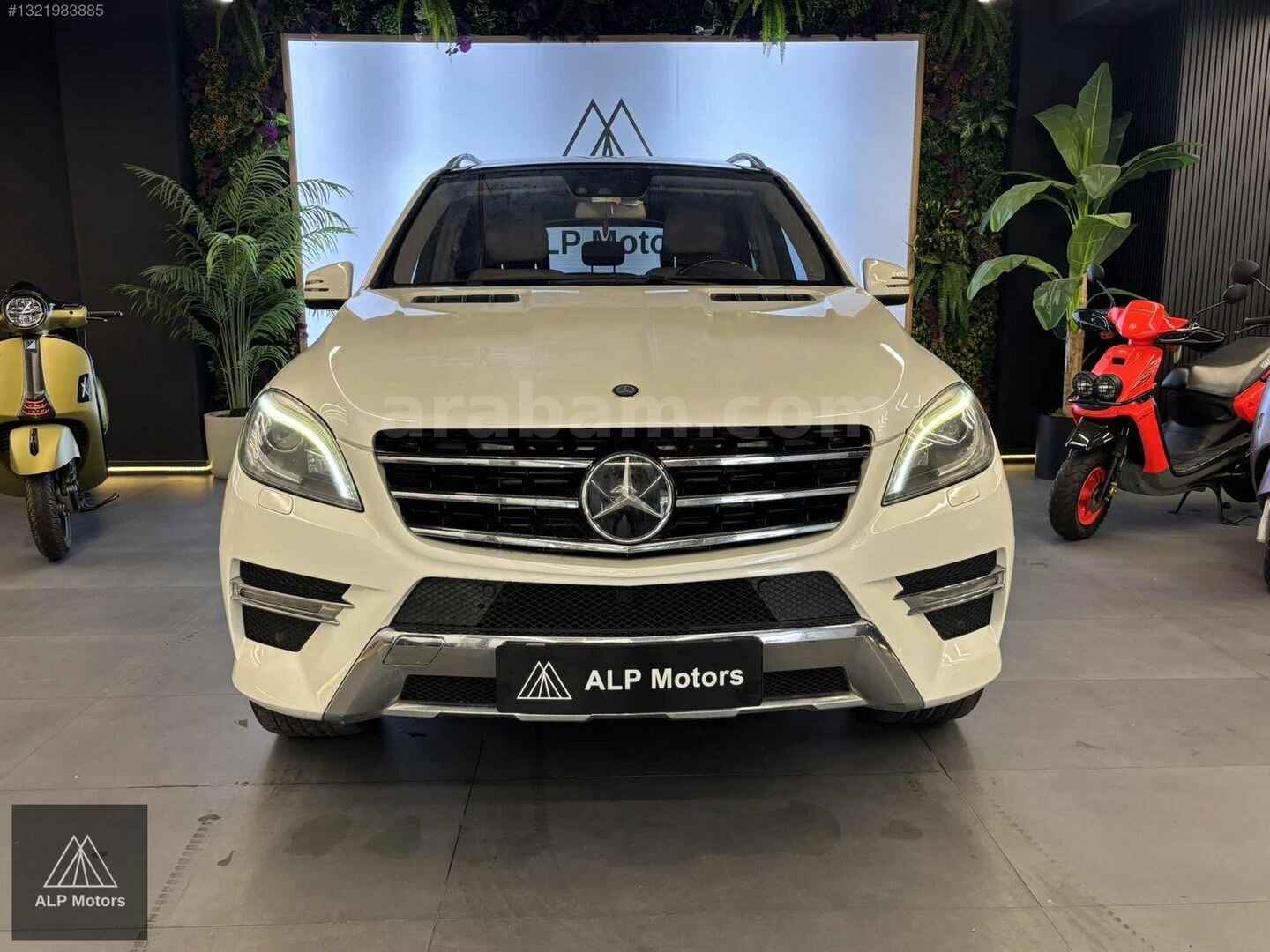 Galeriden Mercedes - Benz ML 350 AMG 2013 Model İstanbul 274.216 km Beyaz 3