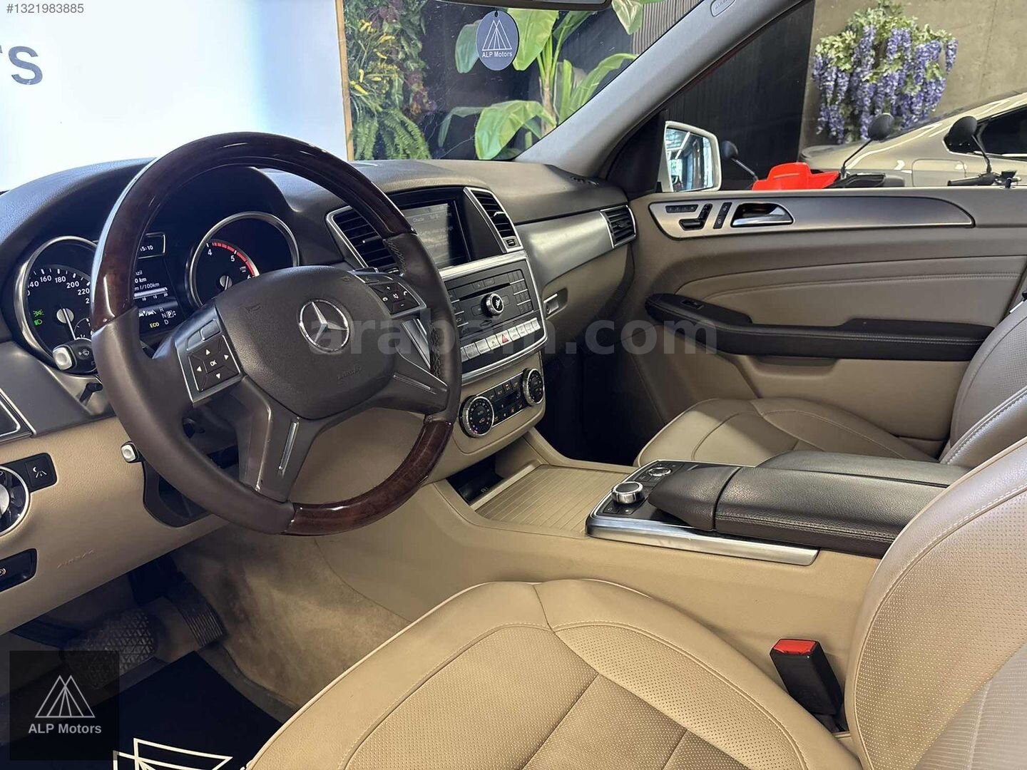 Galeriden Mercedes - Benz ML 350 AMG 2013 Model İstanbul 274.216 km Beyaz 7