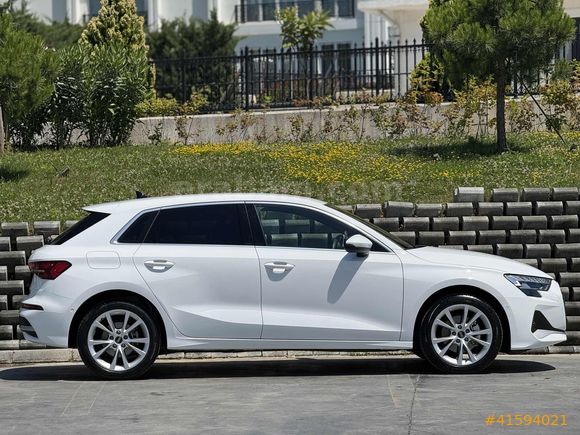 ÜNALAN | 2025 AUDİ A3 35 TFSİ ADVANCED - 6.300 KM | HATASIZ