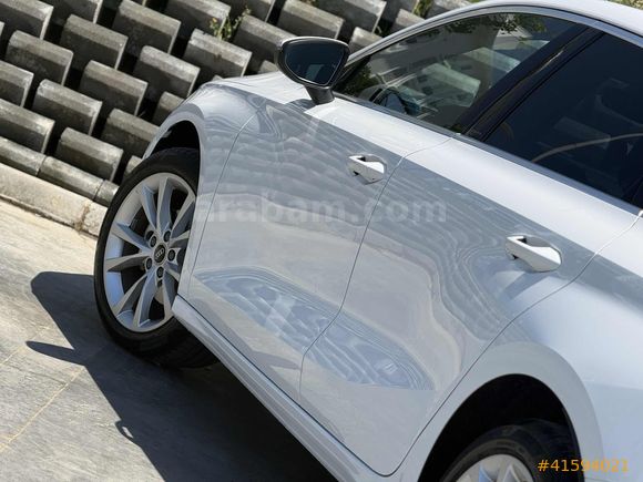 ÜNALAN | 2025 AUDİ A3 35 TFSİ ADVANCED - 6.300 KM | HATASIZ
