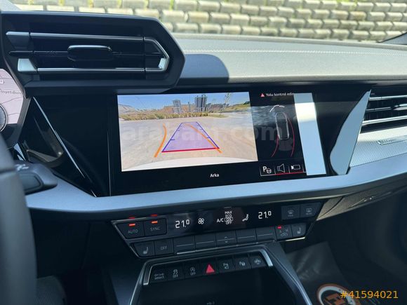 ÜNALAN | 2025 AUDİ A3 35 TFSİ ADVANCED - 6.300 KM | HATASIZ
