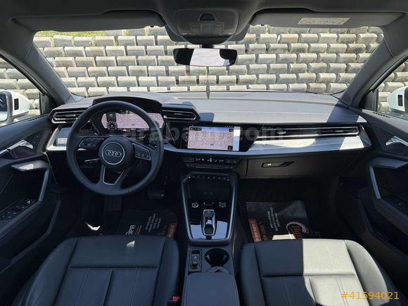 ÜNALAN | 2025 AUDİ A3 35 TFSİ ADVANCED - 6.300 KM | HATASIZ