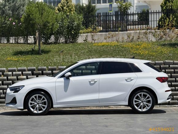 ÜNALAN | 2025 AUDİ A3 35 TFSİ ADVANCED - 6.300 KM | HATASIZ